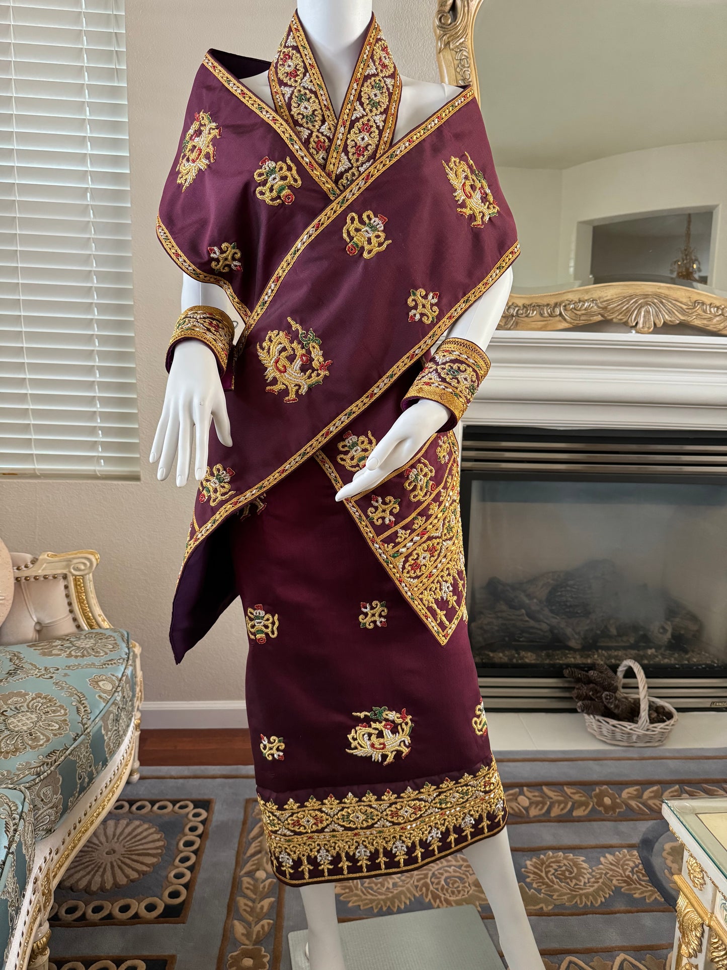 Traditional Laotian Burgundy Padding Set