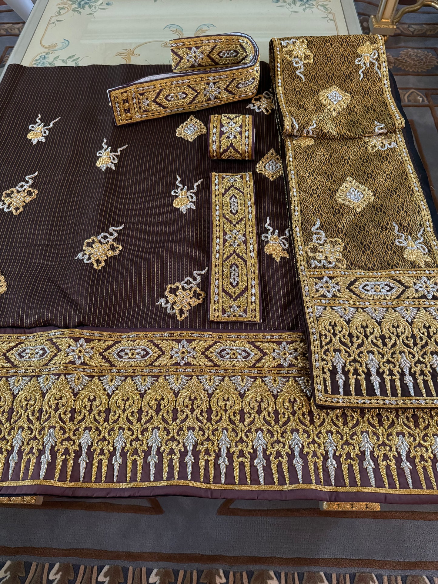 Traditional Laotian Brown & Gold Padding Set